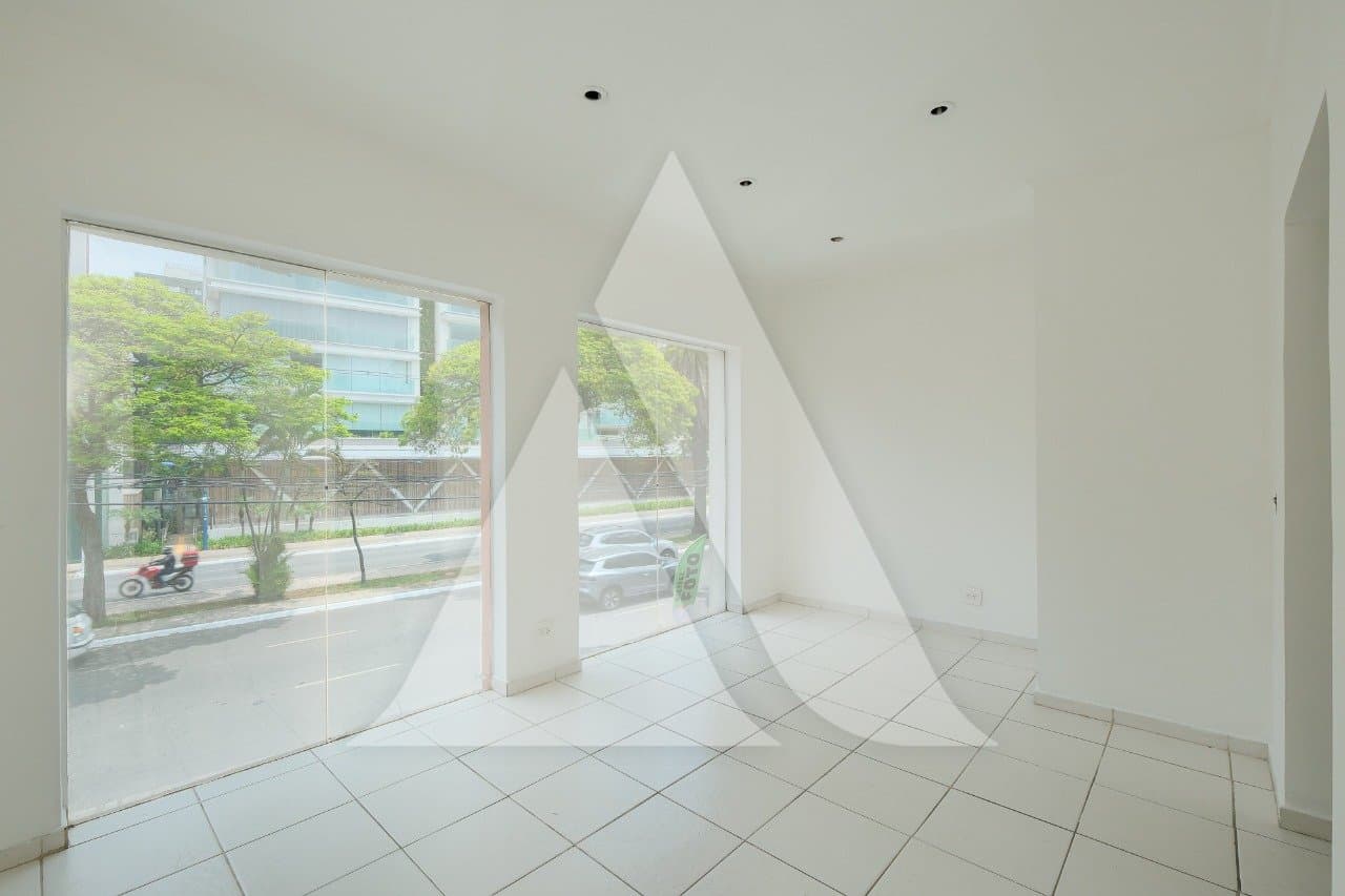 Casa comercial em Moema
