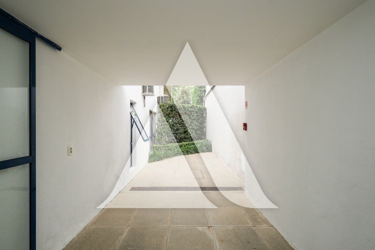 Casa comercial em Moema