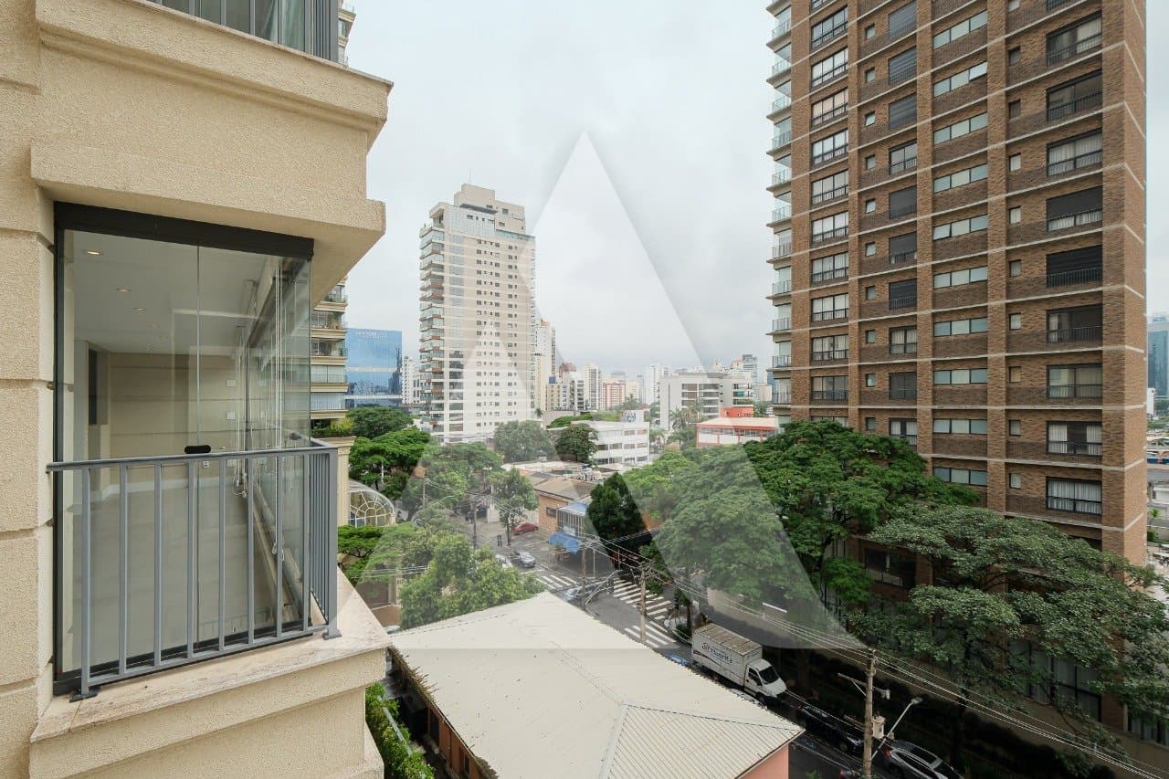Apartamento em Itaim Bibi