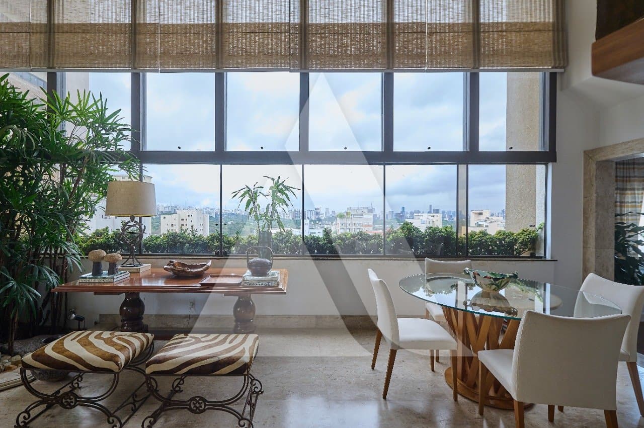 Apartamento em Alto de Pinheiros
