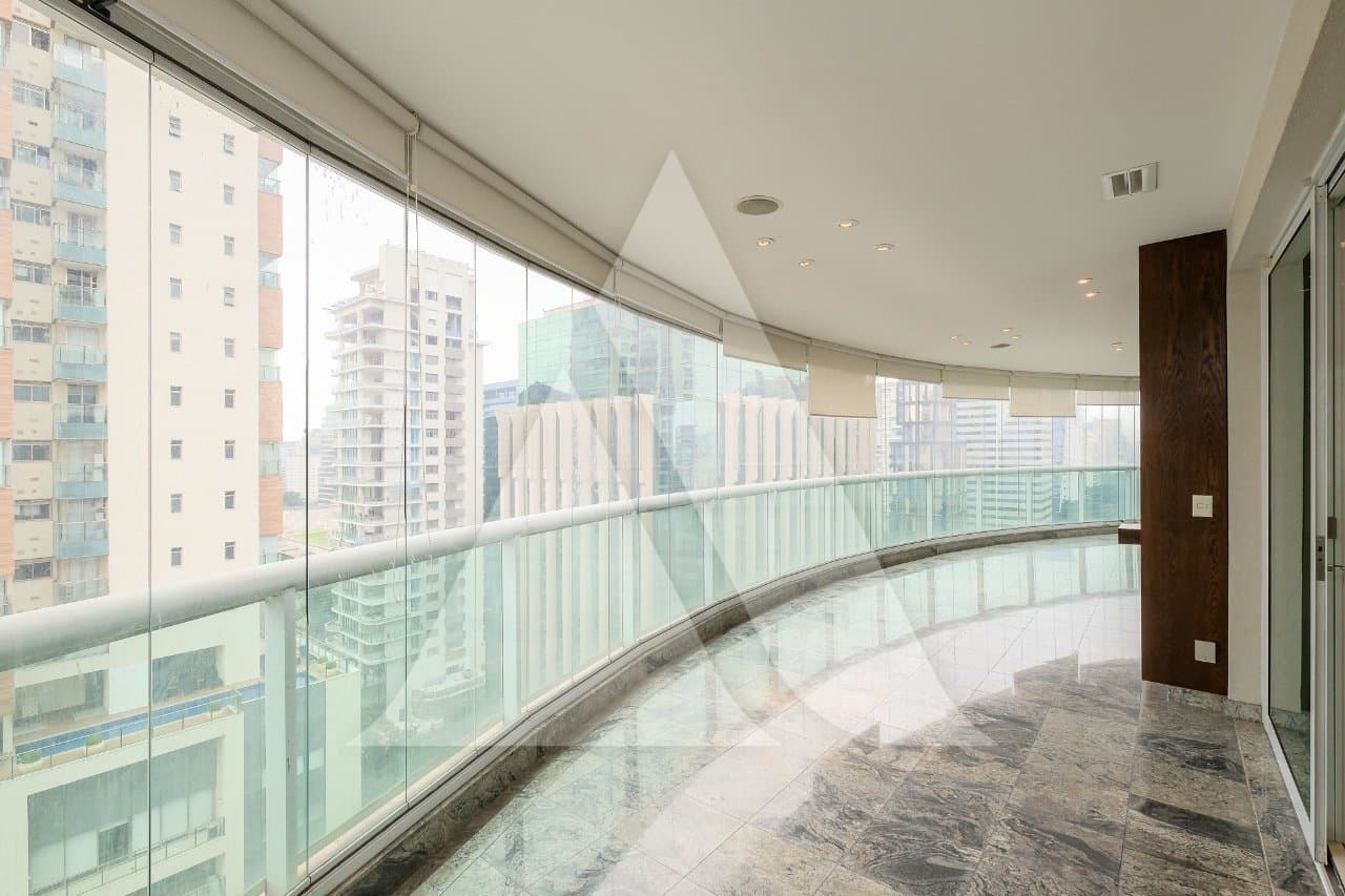 Apartamento em Itaim Bibi