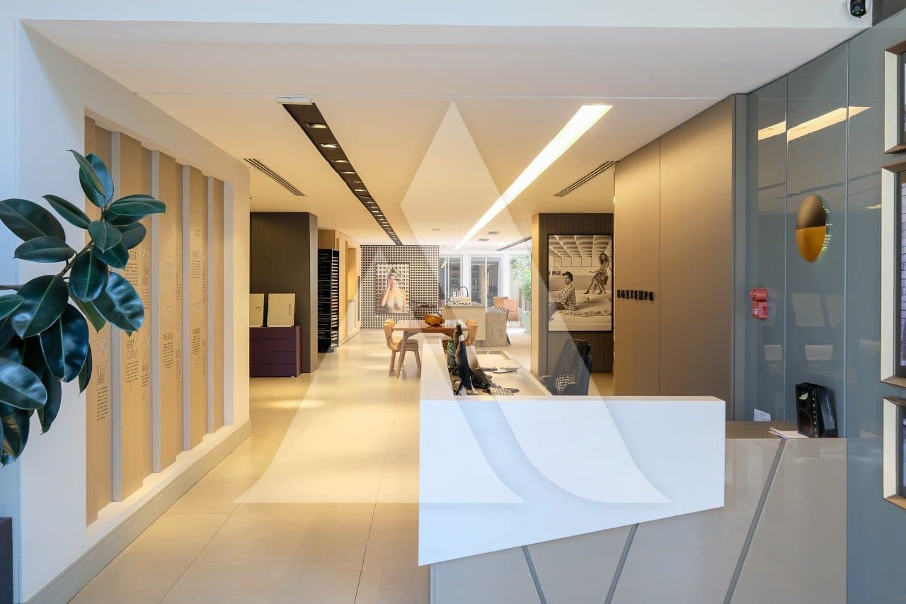 Casa comercial em Jardim Paulistano