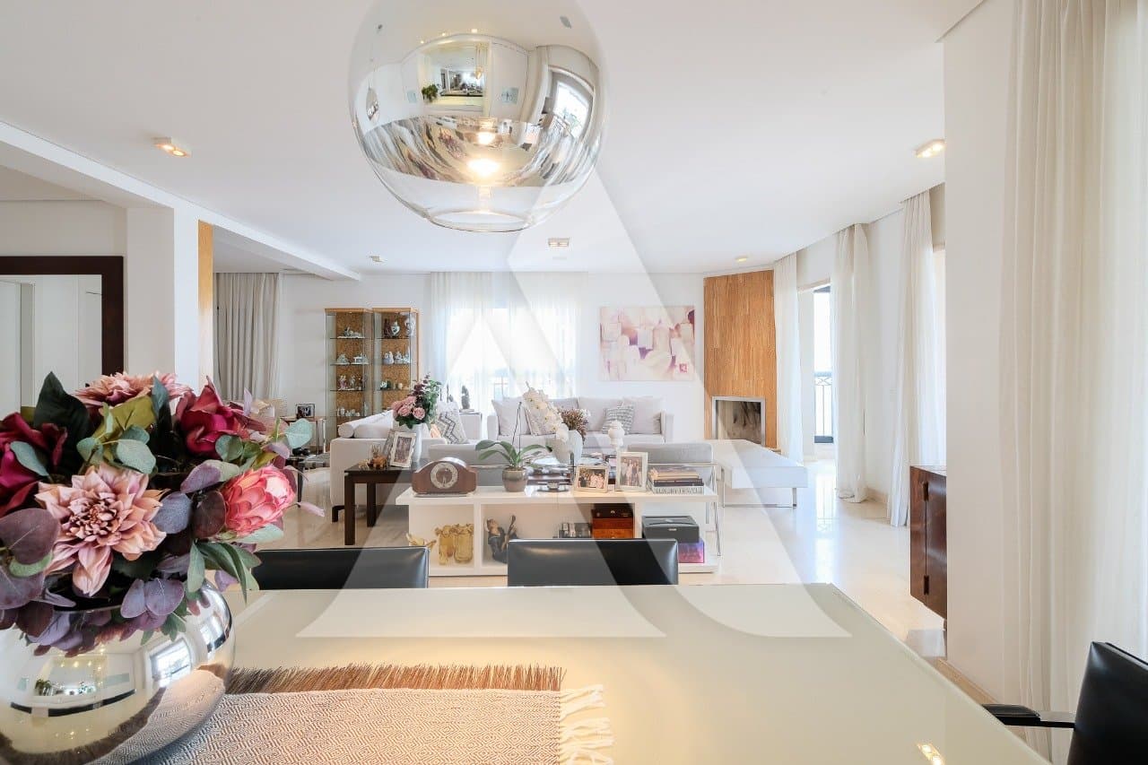 Apartamento em Moema