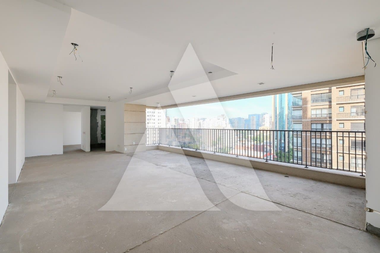 Apartamento em Itaim Bibi