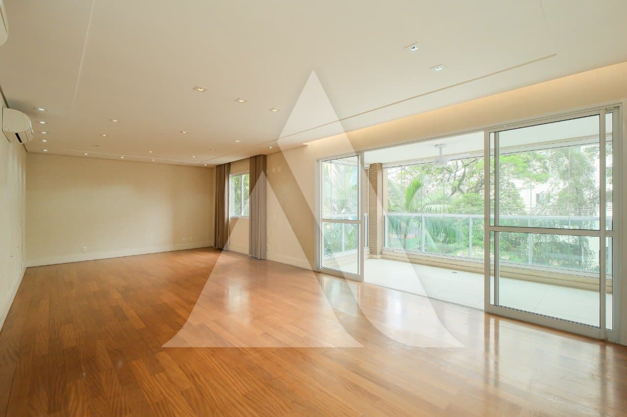 Apartamento em Moema