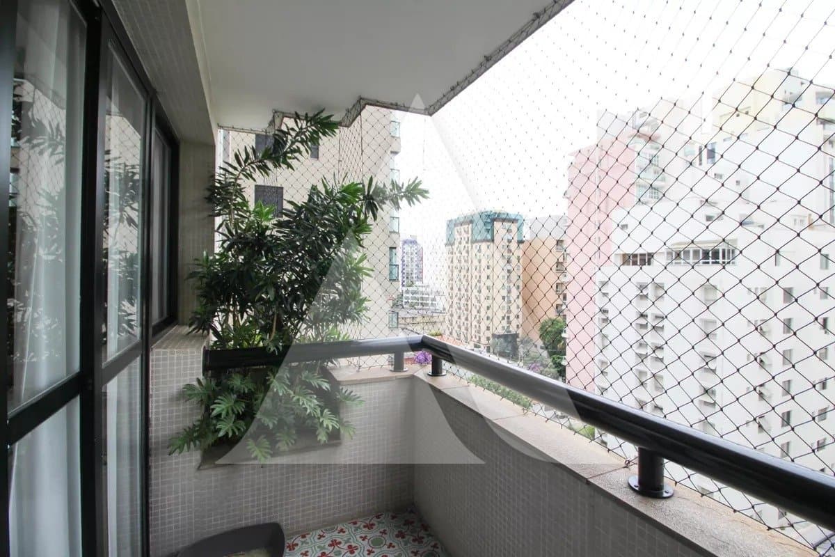 Apartamento em Moema