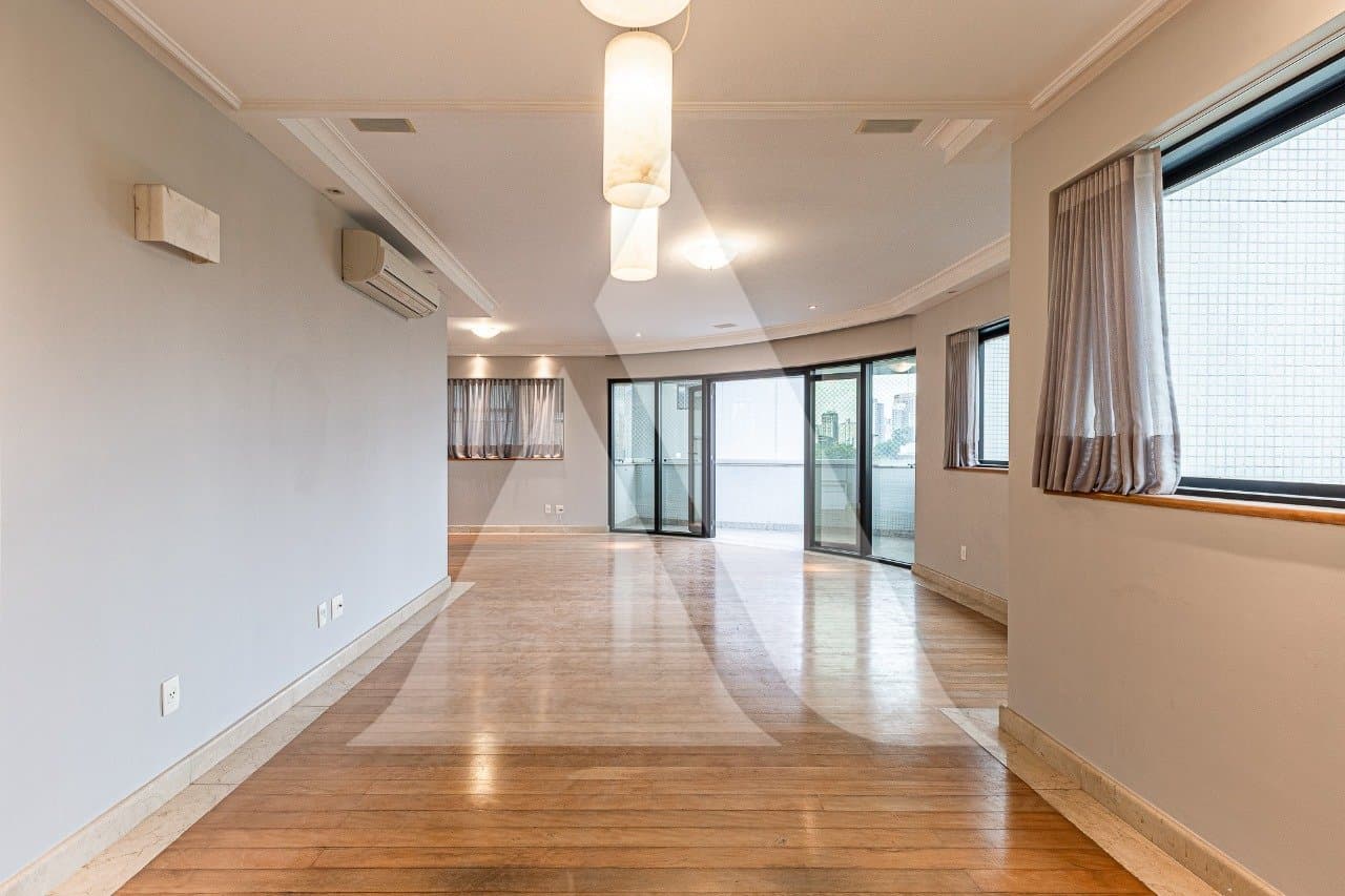 Apartamento em Moema