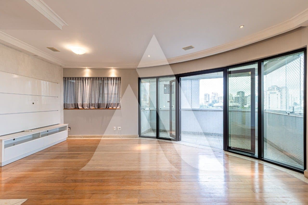 Apartamento em Moema
