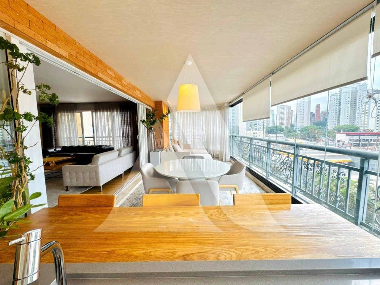Apartamento em Itaim Bibi