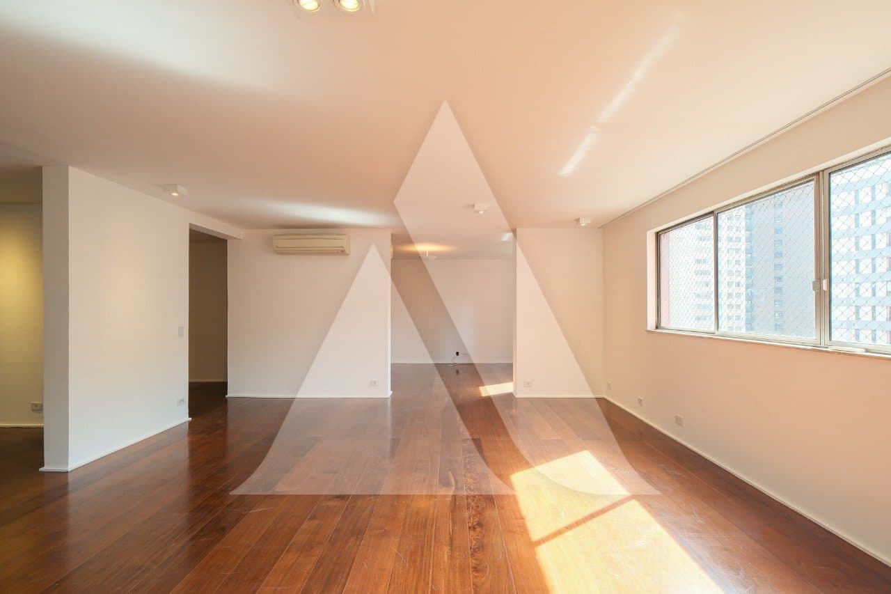 Apartamento em Itaim Bibi
