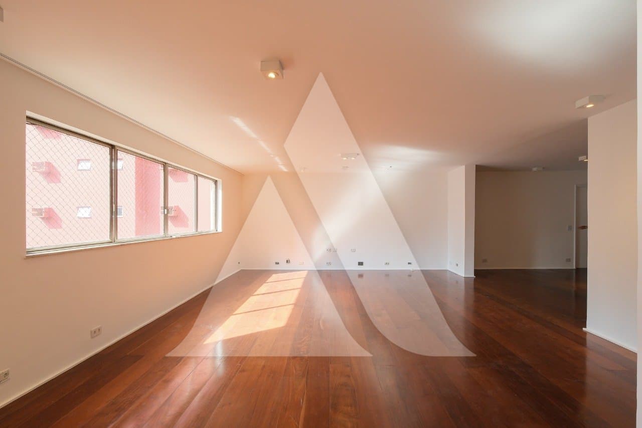 Apartamento em Itaim Bibi