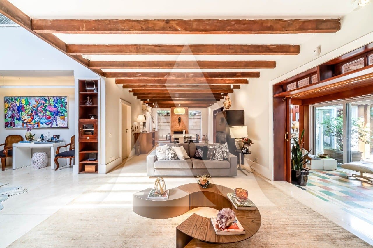 Casa em Alto de Pinheiros