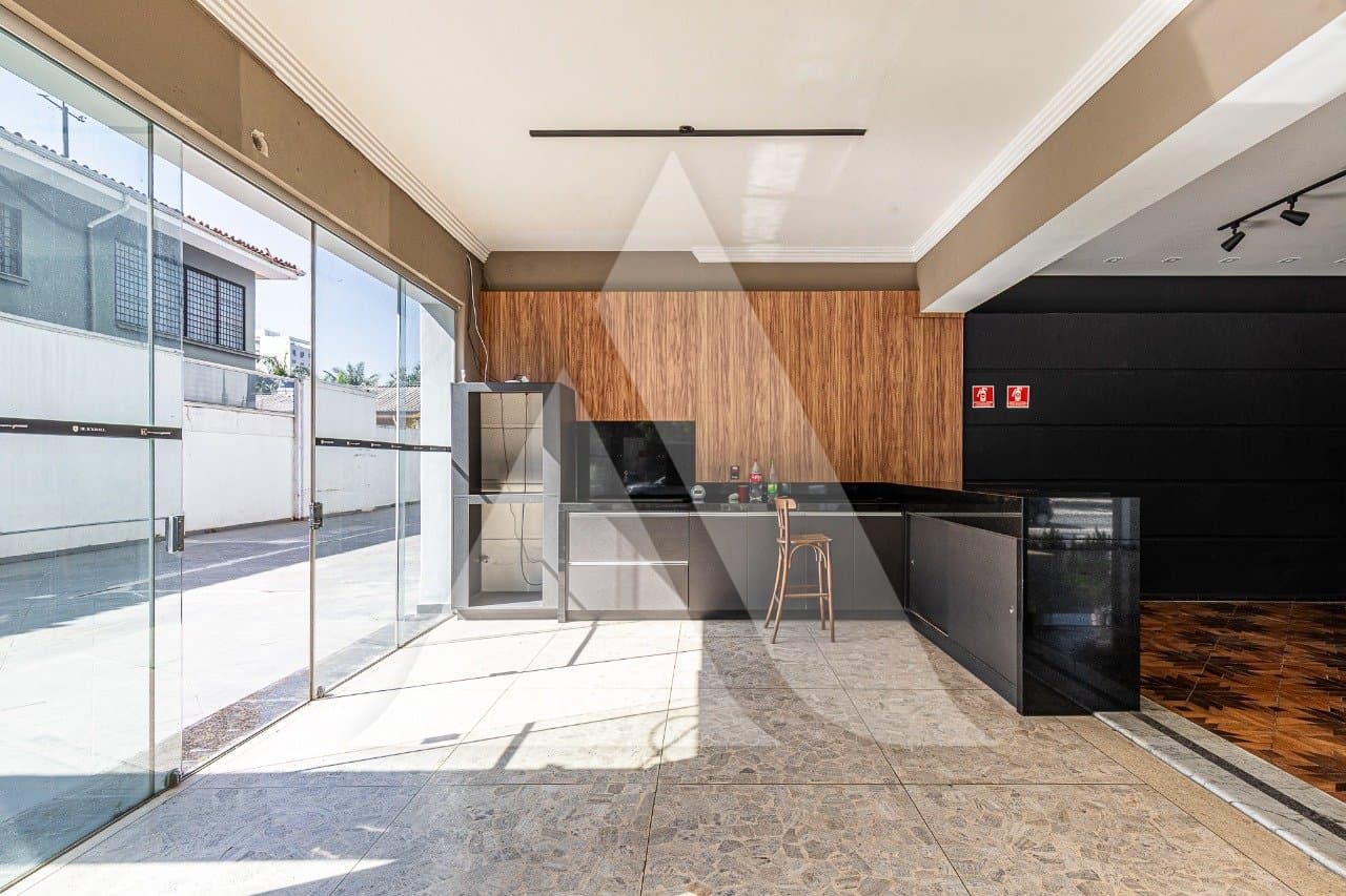 Casa comercial em Pinheiros