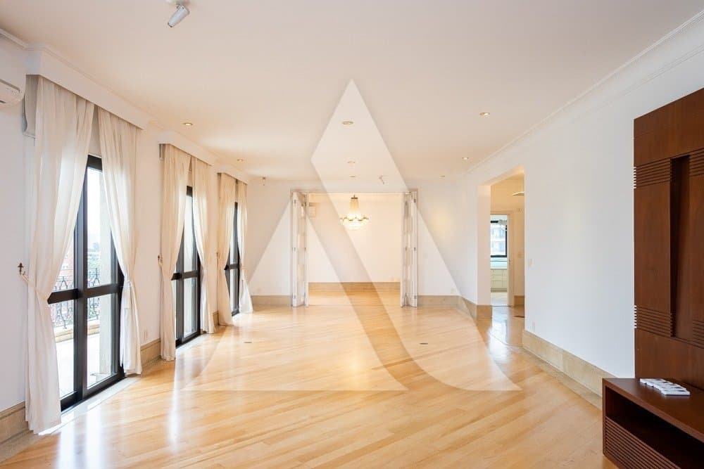 Apartamento em Moema