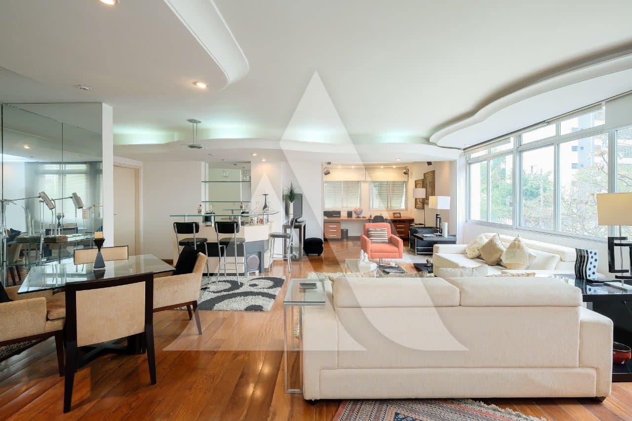 Apartamento em Itaim Bibi