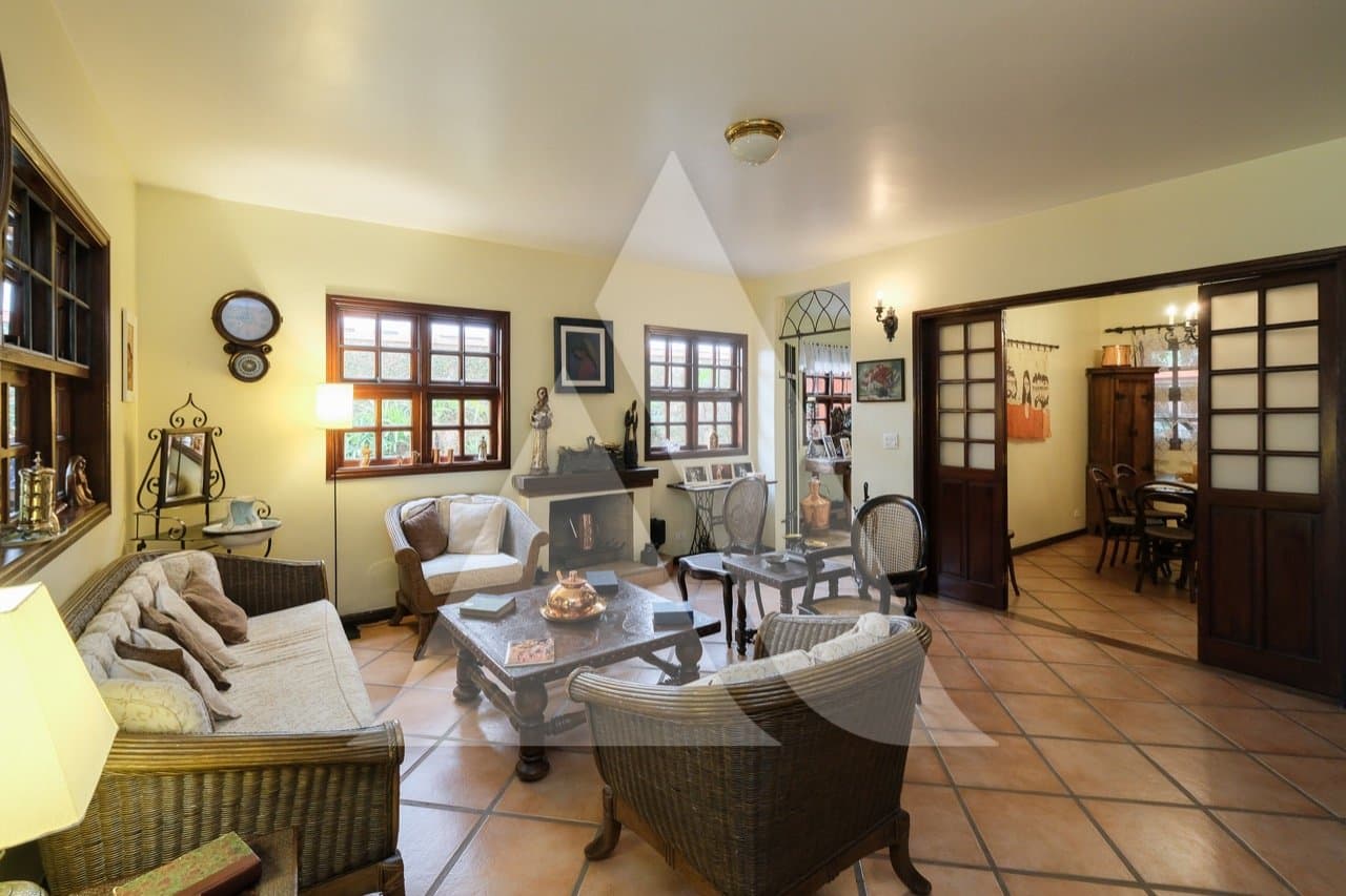 Casa em Alto de Pinheiros
