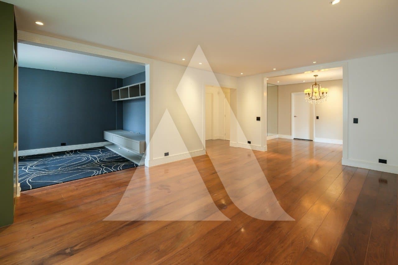 Apartamento em Itaim Bibi