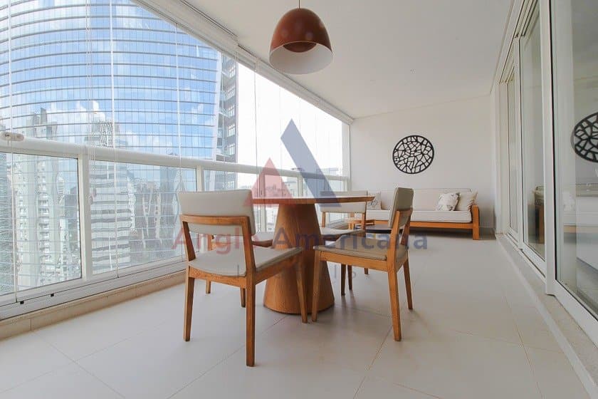 Apartamento em Itaim Bibi