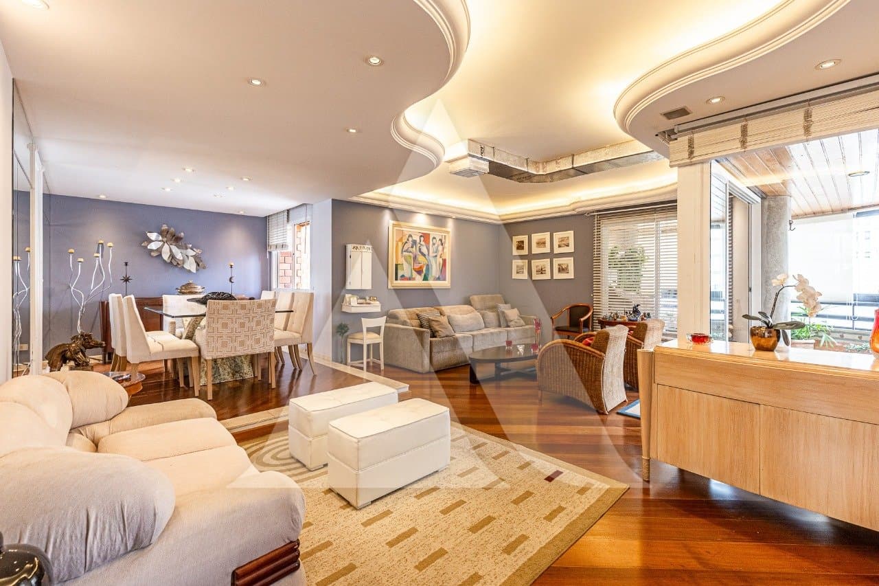 Apartamento em Moema