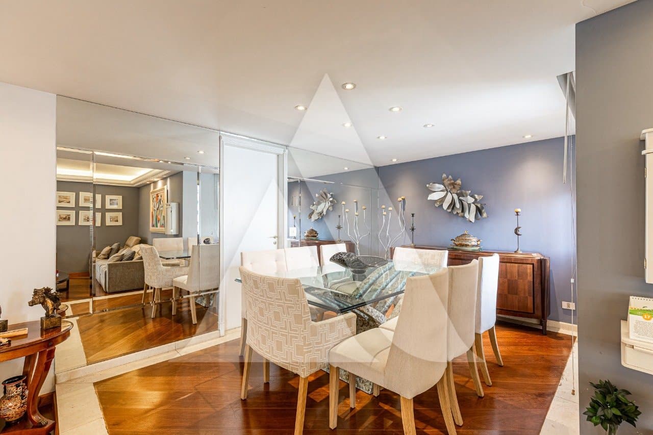 Apartamento em Moema
