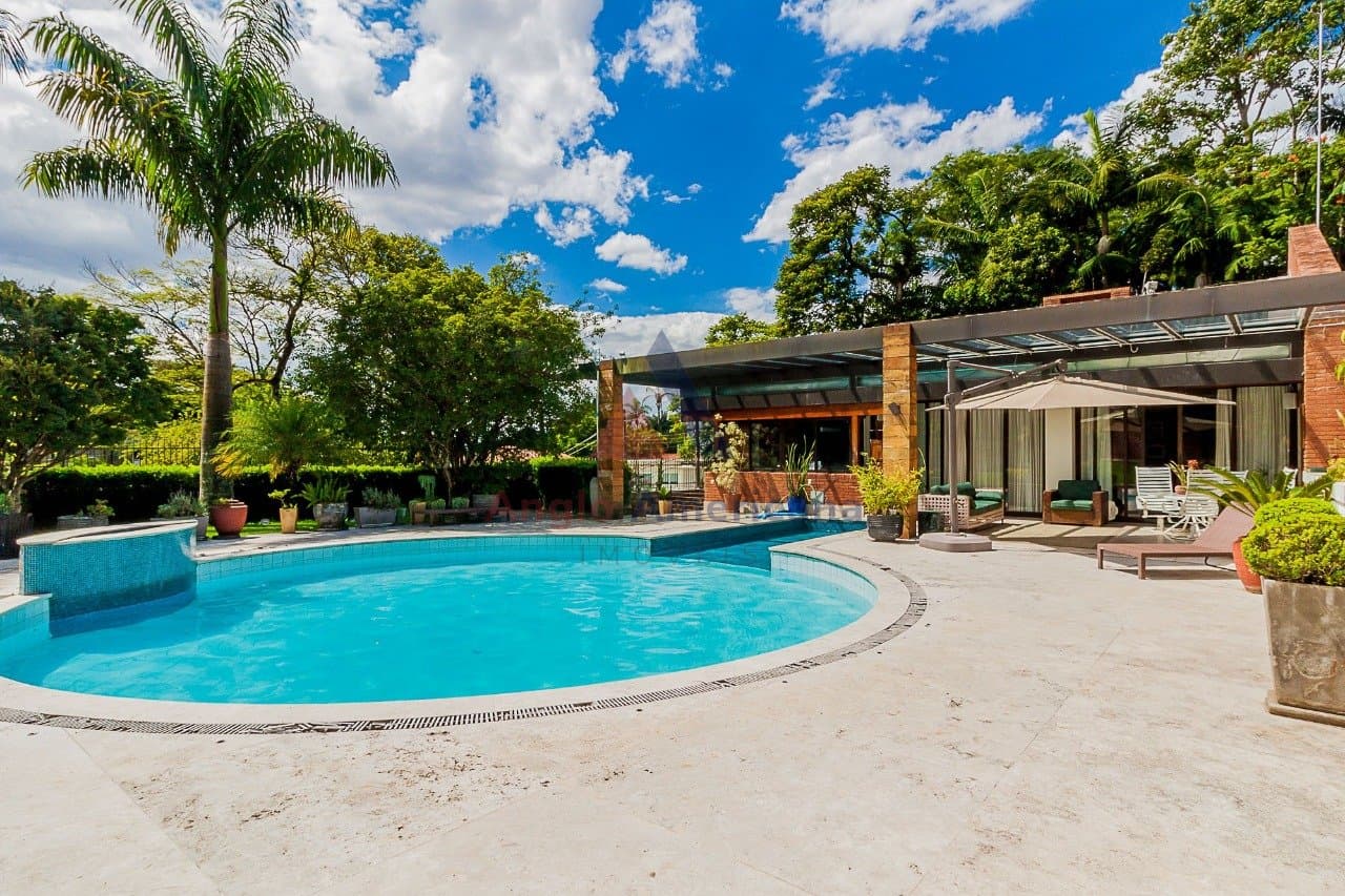 Casa em Jardim Guedala